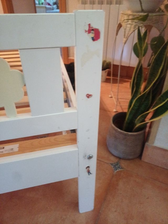 Cama infantil IKEA - Blanca