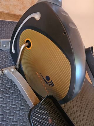 Bicicleta Elíptica y estática Magnet Power