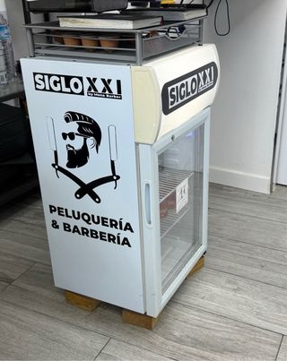 Nevera expositora Siglo XXI