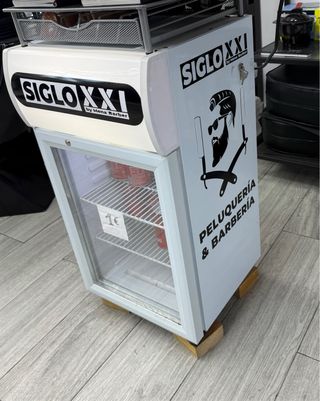 Nevera expositora Siglo XXI