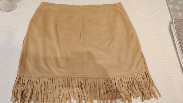Falda beige flecos antelina
