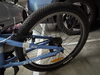 Bicicleta niña 24" Classic - Azul