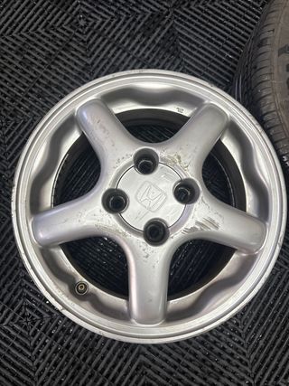 4 Llantas Honda 4x100
PERFECTAS PARA PASAR ITV
