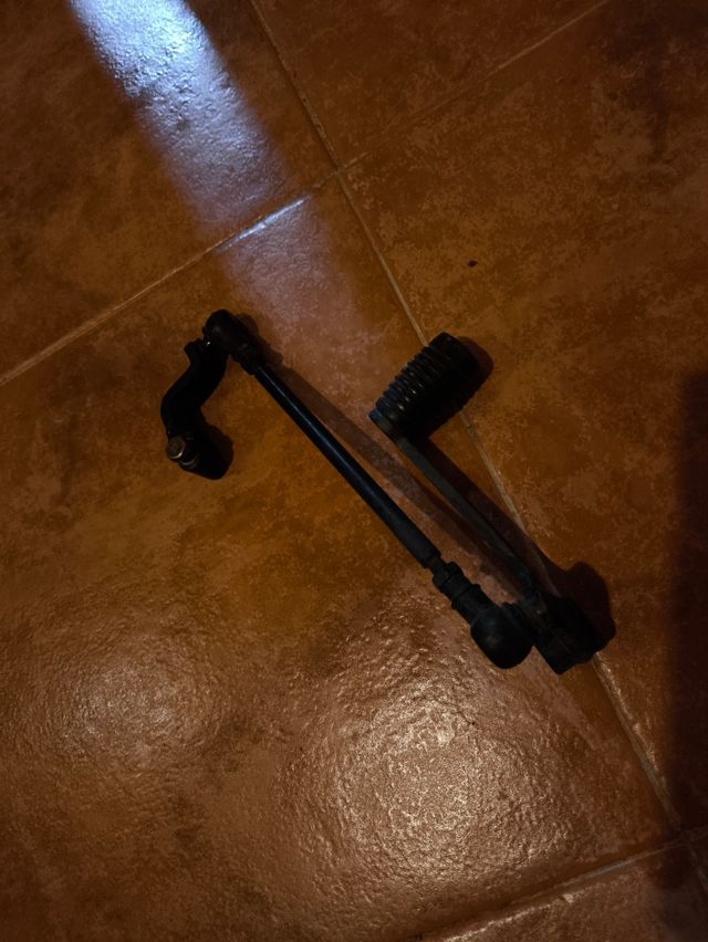 Palanca cambio Daelim Roadwin 125