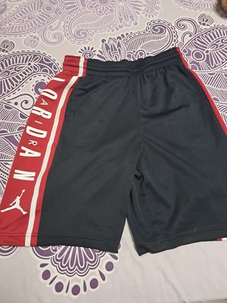 Shorts Jordan - Rojos y Negros