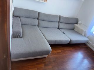 Sofá chaise longue gris