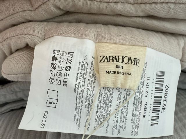 Edredón y funda cojín 
Zara Home 
