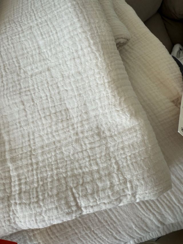 Edredón y funda cojín 
Zara Home 
