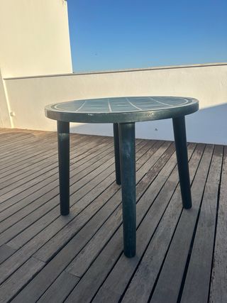 Mesa y 4 sillas jardín - Exterior