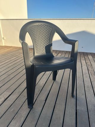 Mesa y 4 sillas jardín - Exterior