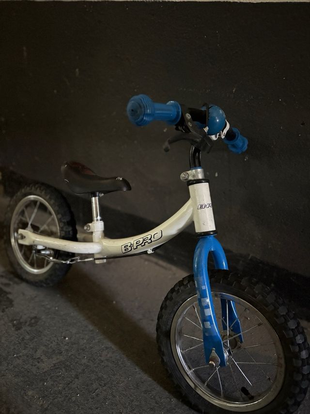 Bicicleta sin pedales B-Pro