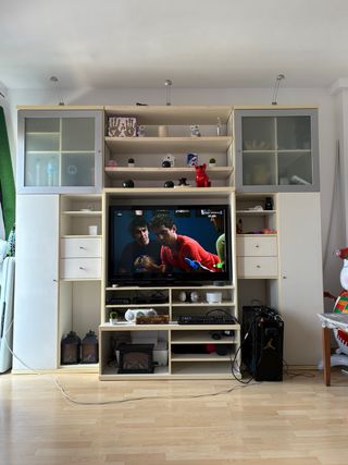 Mueble TV - Beige y Blanco