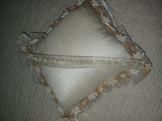 Cesta y cojín boda: ¡Elegante!