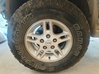 Ruedas Radar Renegade AT5 265/70R16