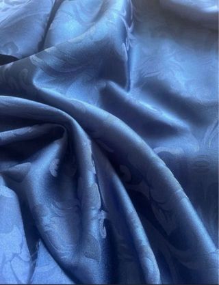 Tessuto  blu damascato