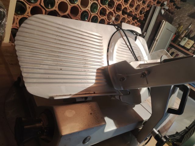 Cortadora de fiambre profesional