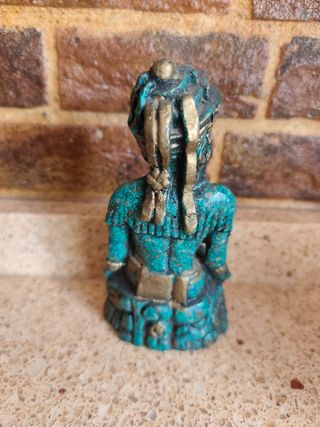 Figura azteca turquesa