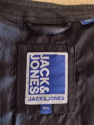 CHAQUETA DE CUERO.