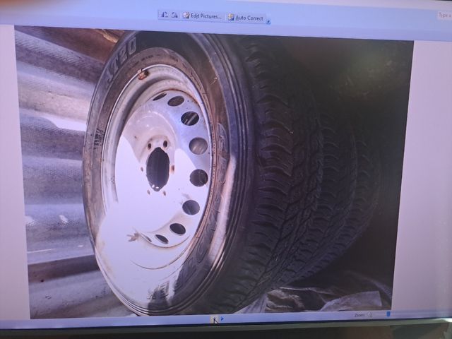 5 Ruedas completas originales Toyota Hilux 2015