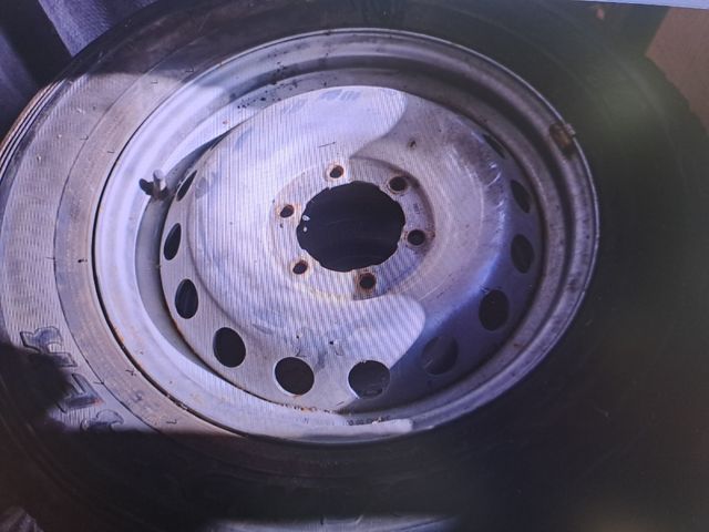 5 Ruedas completas originales Toyota Hilux 2015