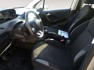 Peugeot 208 Active