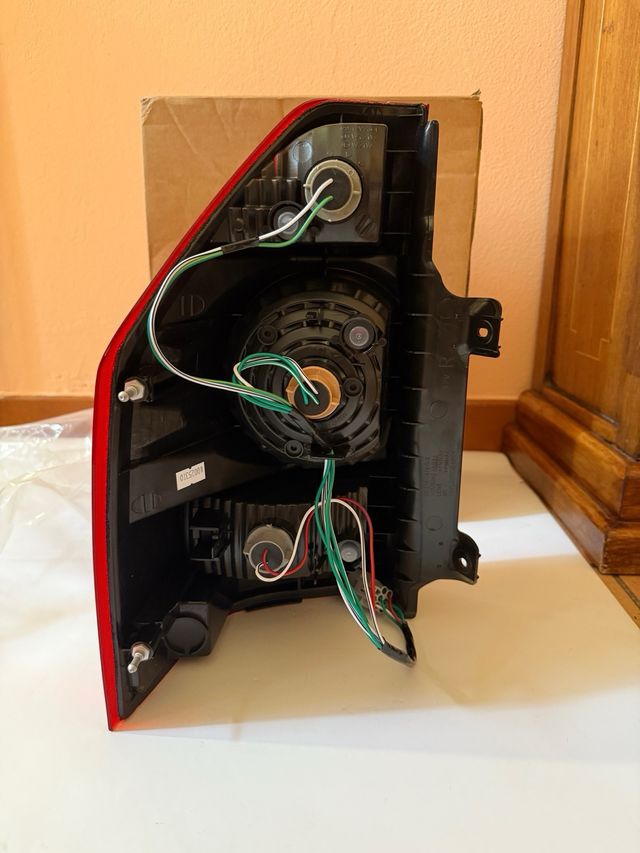 Fanale posteriore dx Mitsubishi Pajero 2003/2006