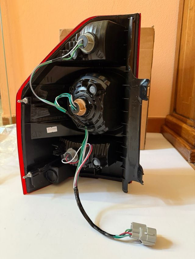 Fanale posteriore dx Mitsubishi Pajero 2003/2006