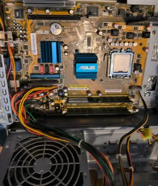 ASUS Barebone PC - Negro