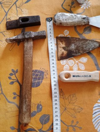 Martillo antiguo de carpintero