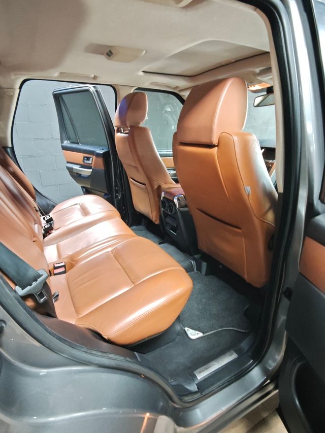  Range Rover Sport sólo 210.000 km !!!