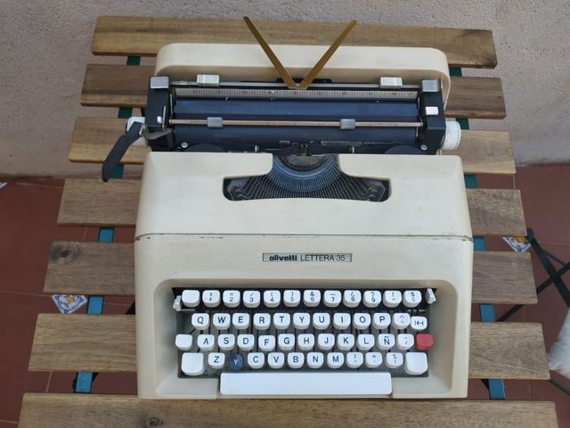 Olivetti Lettera 35
