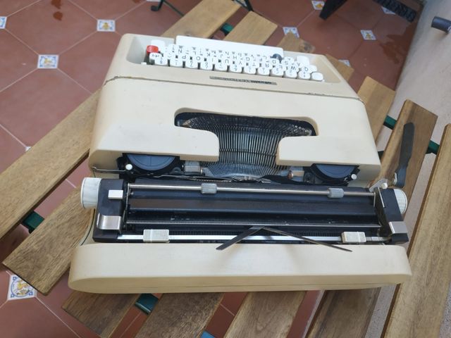 Olivetti Lettera 35
