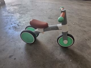 Bicicleta infantil / triciclo Hape - 3 ruedas
