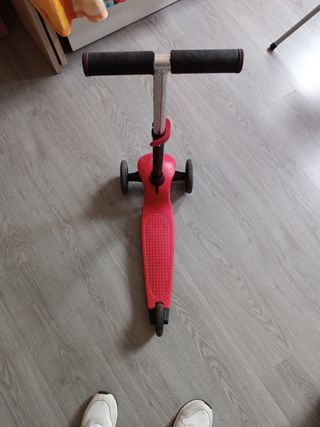 Patinete infantil rojo