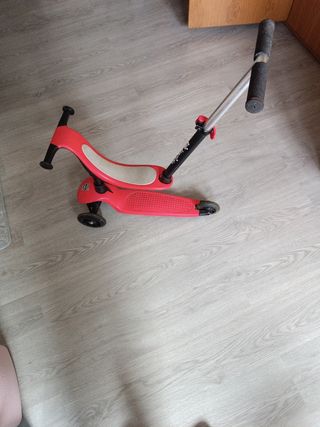 Patinete infantil rojo
