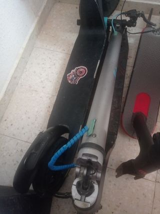 2 Patinetes eléctrico Cecotec Bongo y bongo cone