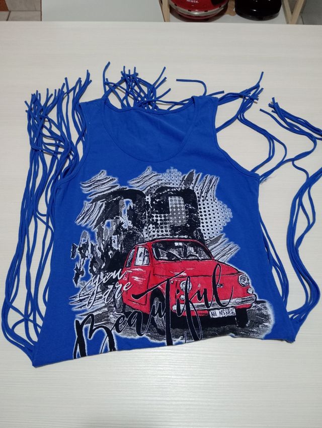 Top estivo vintage blu con frange