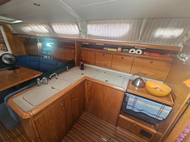 Velero Jeanneau Sun Odyssey 43