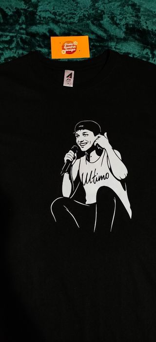 T-shirt Ultimo - Grafica Esclusiva | Taglia M