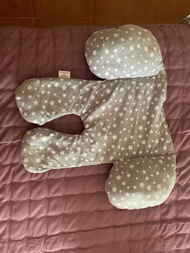 Cojín reductor antialérgico bebé - Estrellas Gris