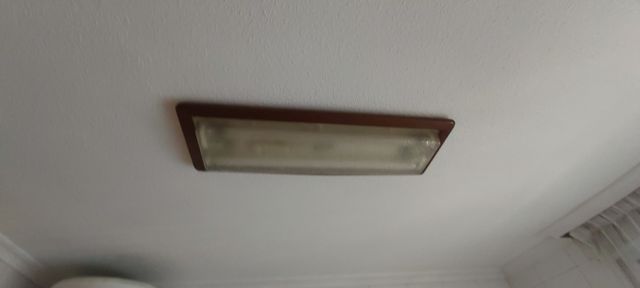 Plafon de cocina con tubos