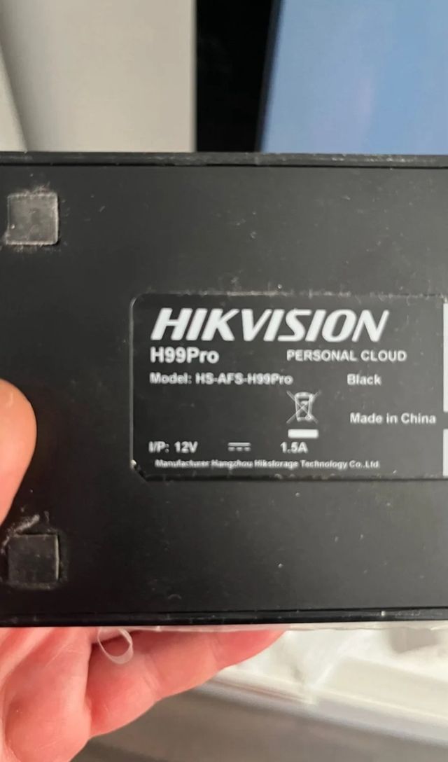 Hikvision H99 Pro NAS - Como nuevo