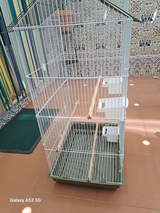 Jaula pajaros grande blanca y verde