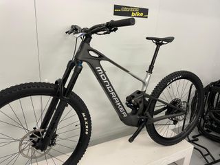 BICI MTB ELECTRICA MONDRAKER NEAT CARBON R TEST T.