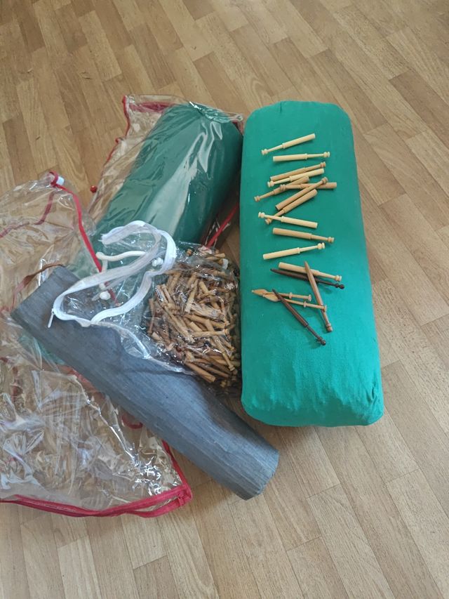 Almohadas y bolillos