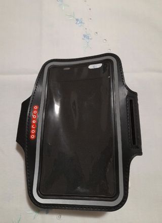 Custodia sportiva braccio Ooredoo