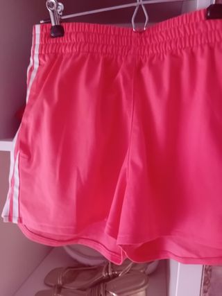 Shorts Adidas rosa