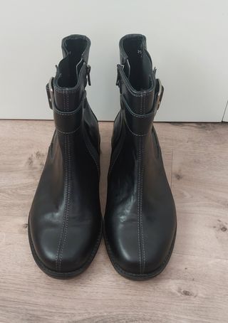 Botas Klaveness pretas