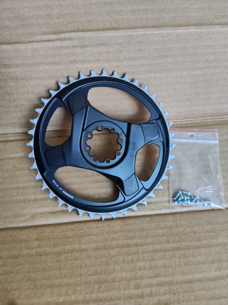 PLATO Y ARAÑA SRAM FORCE 40T