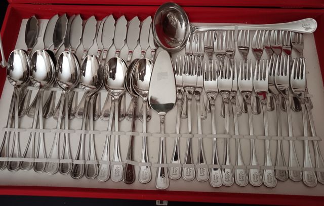 Cubertería Conmemorativa Centenario Sevilla F. C.